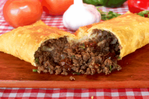 Carne com alho caramelizado