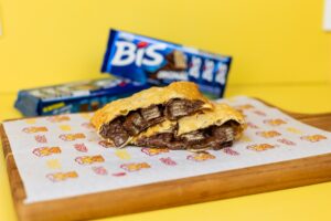 Chocolate com Bis